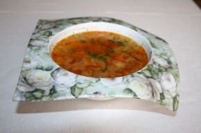 Ciorba de legume cu leustean