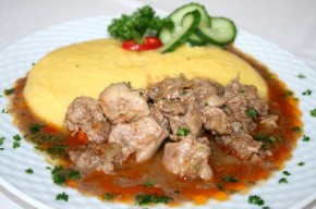 Ficatei de pui sote cu mamaliguta