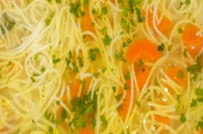 Ciorba de pui cu Minestrone