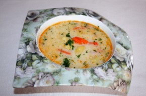 Supa de cartofi cu ciolan afumat