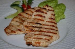 Piept de pui cu sos de ciuperci si cus cus